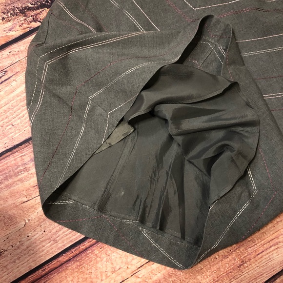 Ann Taylor Gray Pencil Skirt with Stitched V Pattern - Picture 3 of 8